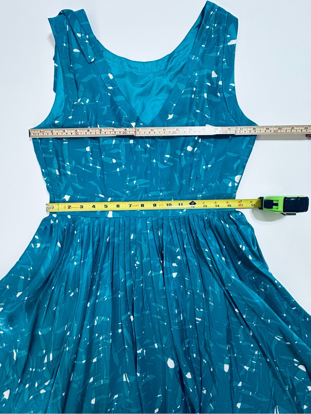 Kate Spade New York Melody Silk Pleated Dress Teal Fit & Flare Size 10 - Picture 8 of 15